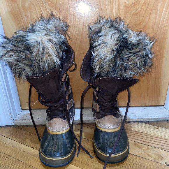 sorel joan of arctic lace boot